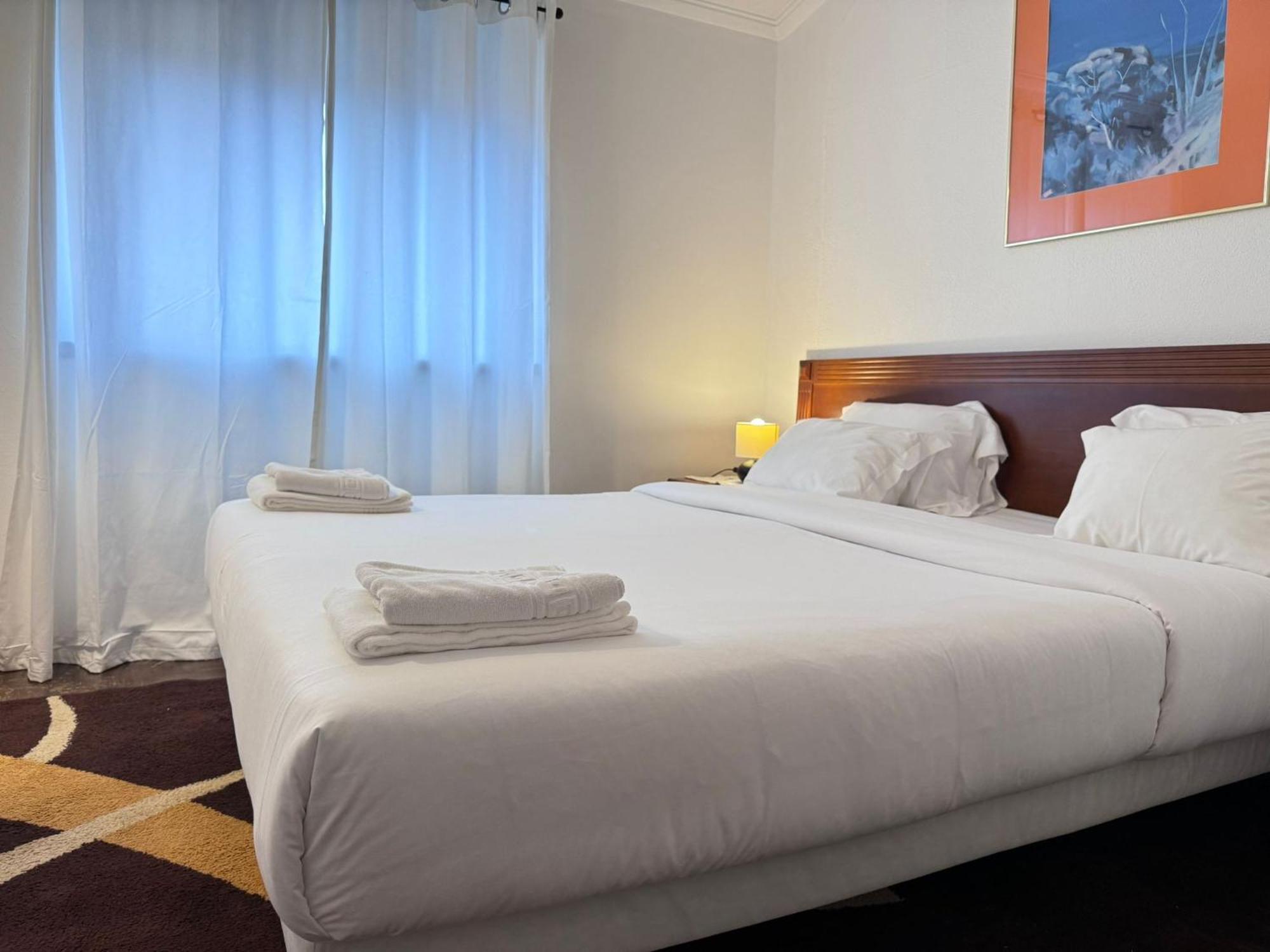 The Pearl - - & Guest house Cascais