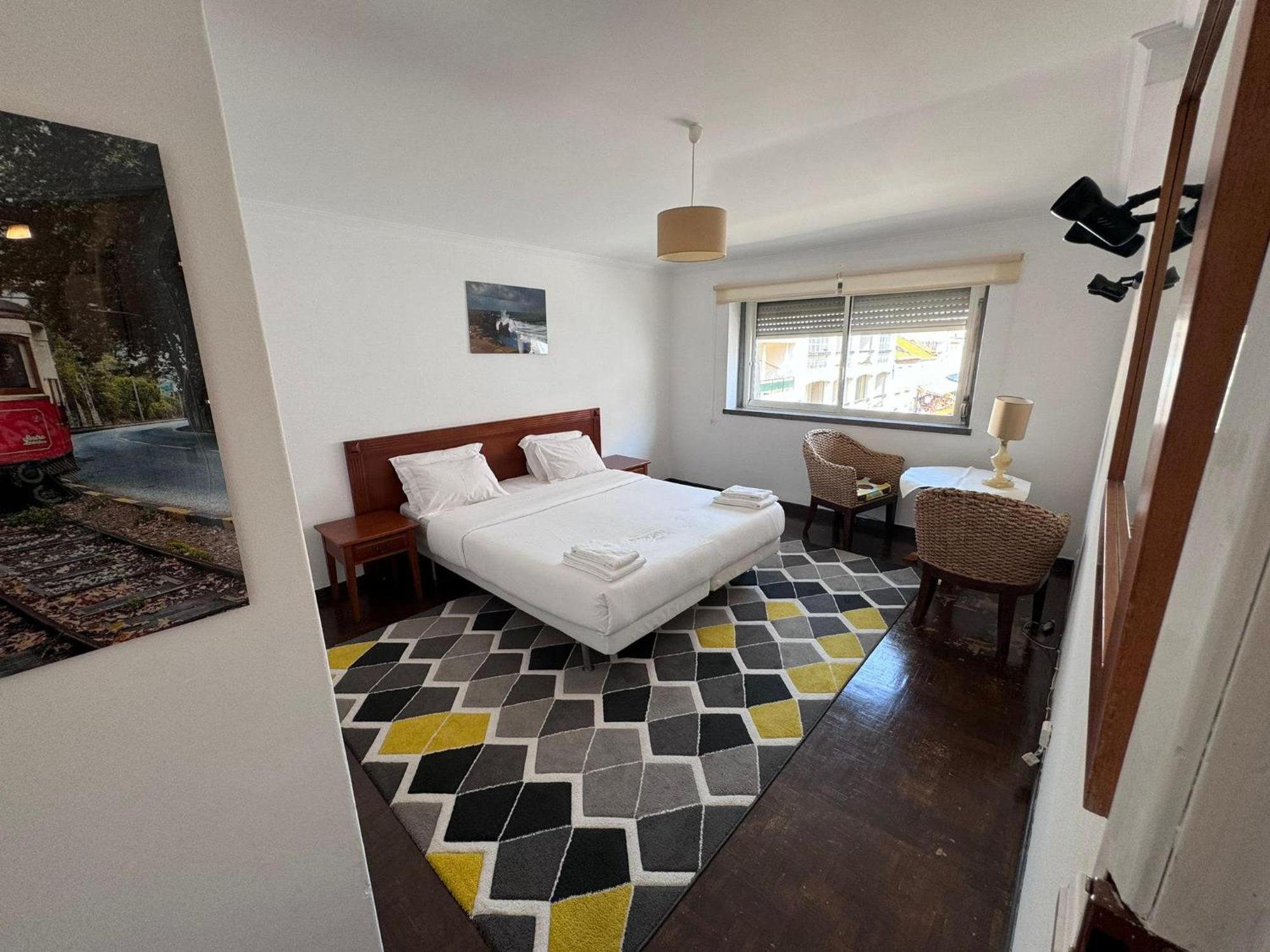 The Pearl - - & Guest house Cascais